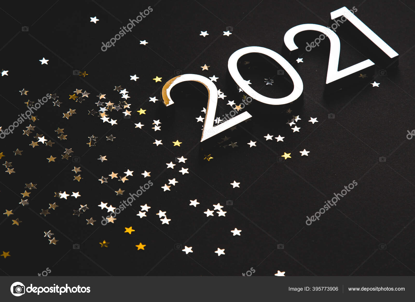Silberne Metallzahlen 2021 Und Sterne Auf Schwarzem